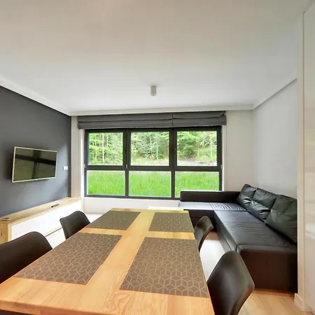 Nowoczesny Sun Seasons 24 W Karpaczu Z Parkingiem I Balkonem By Renters * كارباش