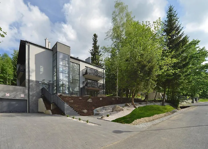 Nowoczesny Sun Seasons 24 W Karpaczu Z Parkingiem I Balkonem By Renters Appartamento